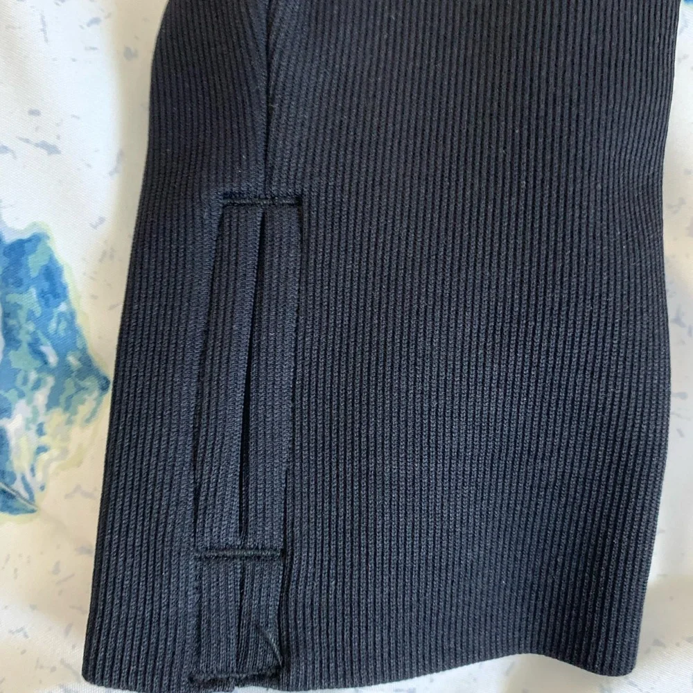 Spyder Active Long Sleeve Tee Black Size Small NWT - Picture 8 of 8